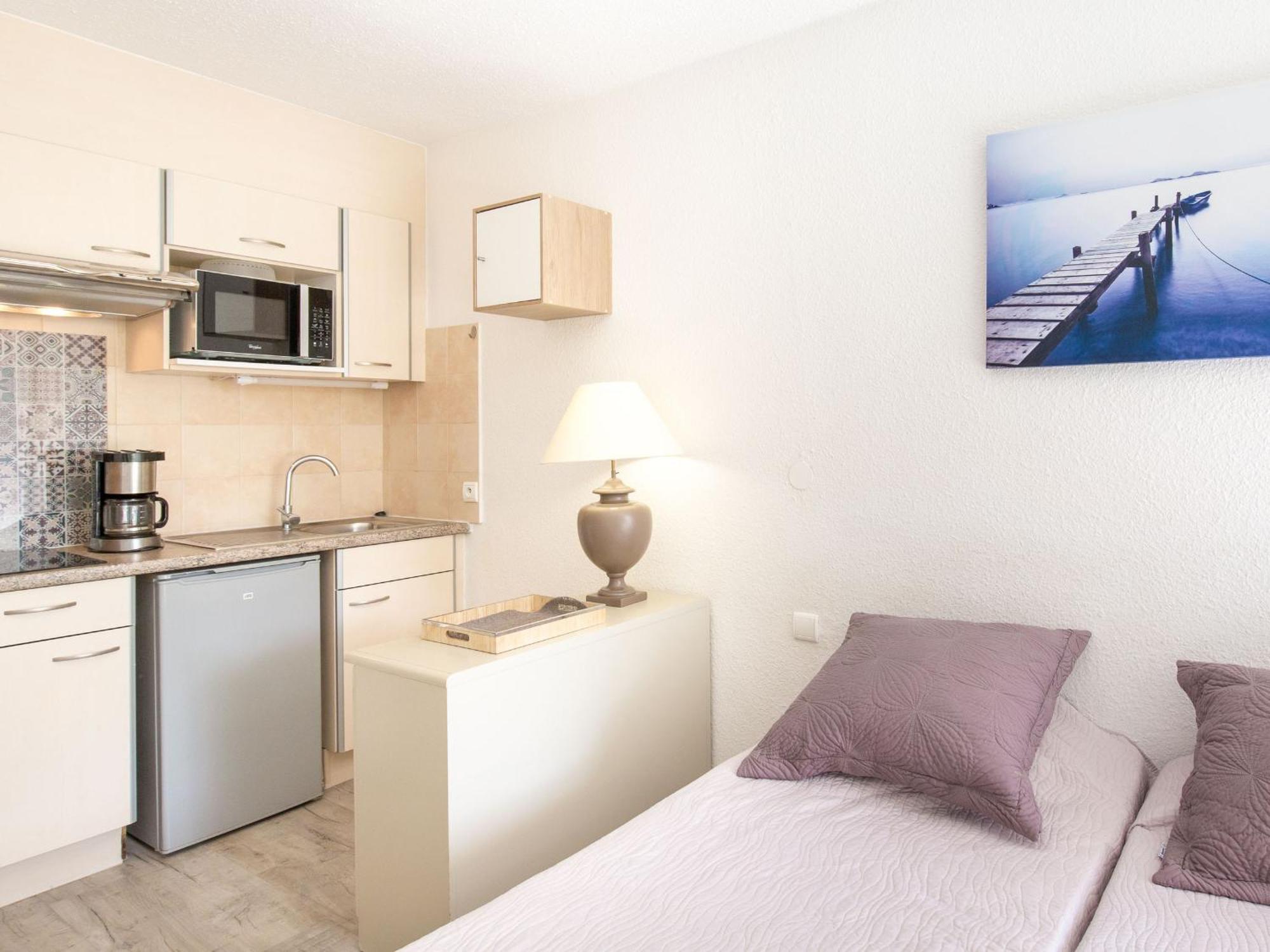 Studio Climatise Pour 3, Face Est, A 50M Plage Et Proche Commerces - Fr-1-466A-23 Saint-Raphaël Zewnętrze zdjęcie