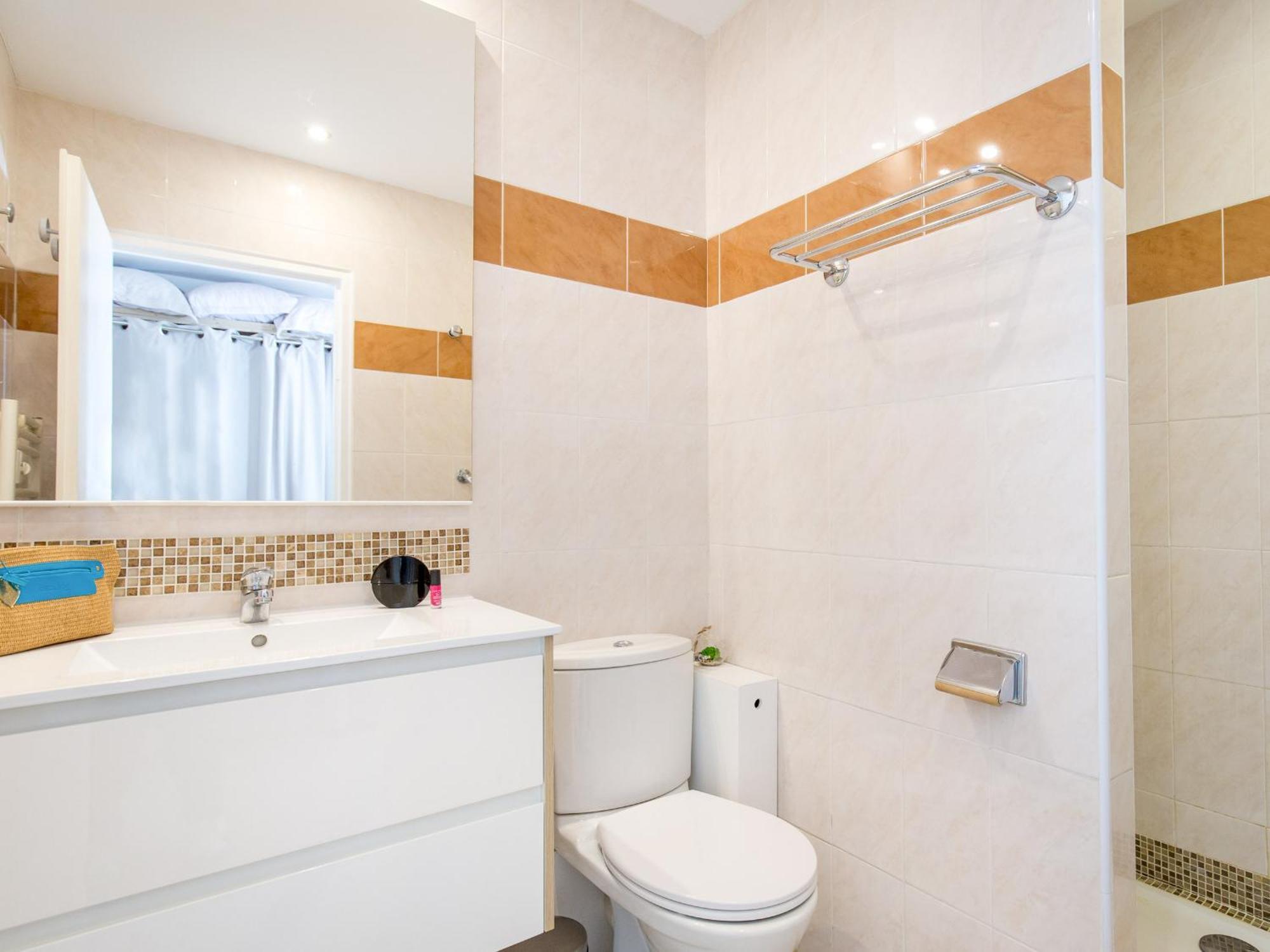 Studio Climatise Pour 3, Face Est, A 50M Plage Et Proche Commerces - Fr-1-466A-23 Saint-Raphaël Zewnętrze zdjęcie